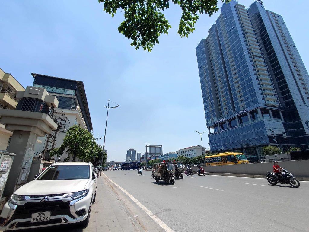 Mặt Phố Hồ Tùng Mậu 75m2 7 Tầng Vỉa Hè Ô Tô Kinh Doanh Giá 22.8 tỷ Lh 0824564222.