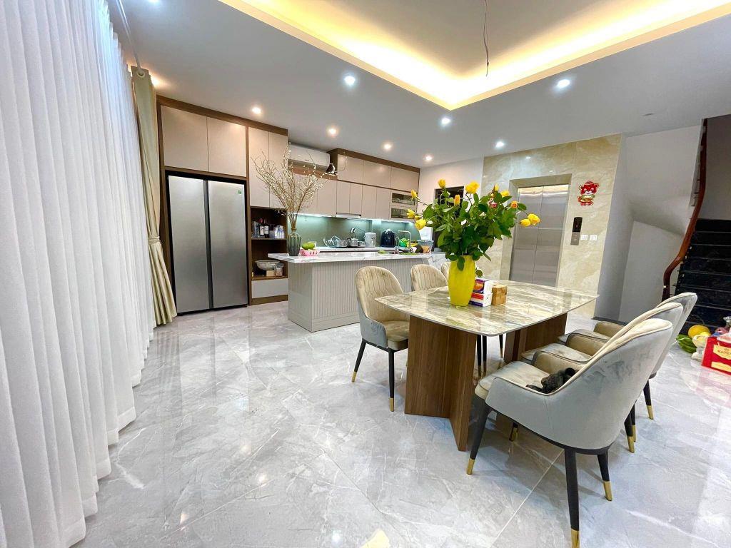 Liền Kề KĐT Mới Phố Dịch Vọng 90m2*5 Mặt Tiền 6m Ô Tô KD Giá Nhỉnh 26 tỷ Lh 0824564222.