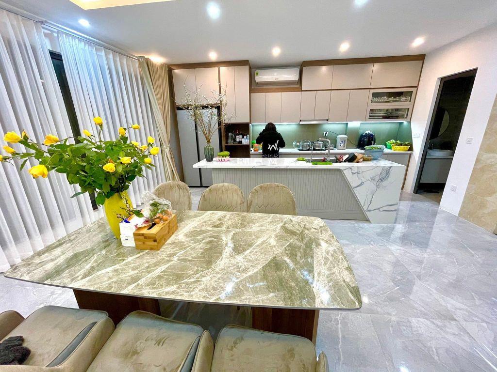 Liền Kề KĐT Mới Phố Dịch Vọng 90m2*5 Mặt Tiền 6m Ô Tô KD Giá Nhỉnh 26 tỷ Lh 0824564222.
