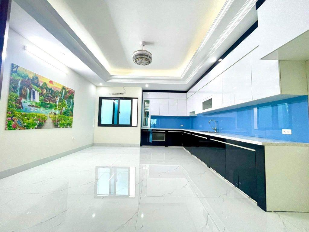 Nhà Phố Phú Diên 100m2*8 2 Thoáng GARA Mặt Tiền 5m KD Giá 25 tỷ Lh 0824564222.