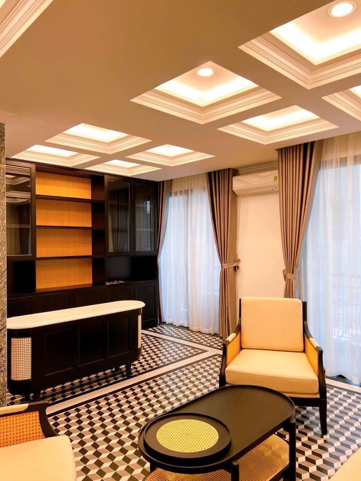 Bán Nhà Đường Bưởi 70m2*6 Mặt Tiền 6m Mới Thang Máy Ô Tô KD Giá 22.8 tỷ Lh 0824564222.