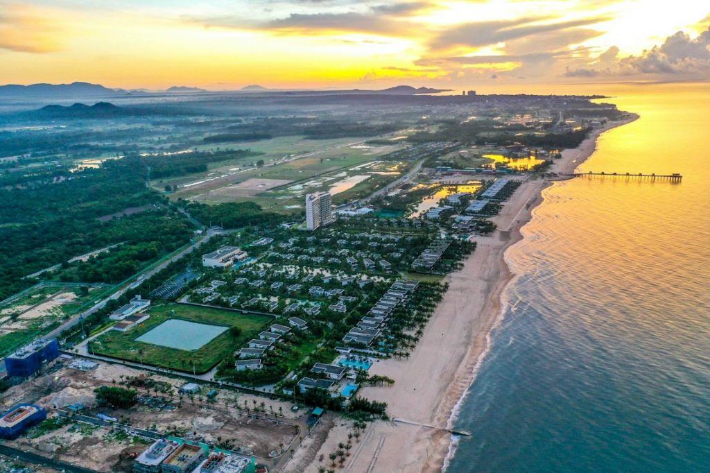 Chính chủ bán Villa 4PN mặt tiền biển Melia Hồ Tràm Phase 2 full nt. LH 0912357447