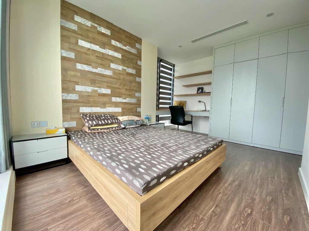 Cho thuê căn 3 ngủ/104m2 tòa S4 Sunshine City full đồ chỉ 22tr/tháng.LH 0966286718