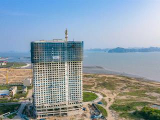 Bán căn khách sạn full nội thất view biển, tầng trung. đang cho thuê 12tr/tháng. giá 1,25 tỷ