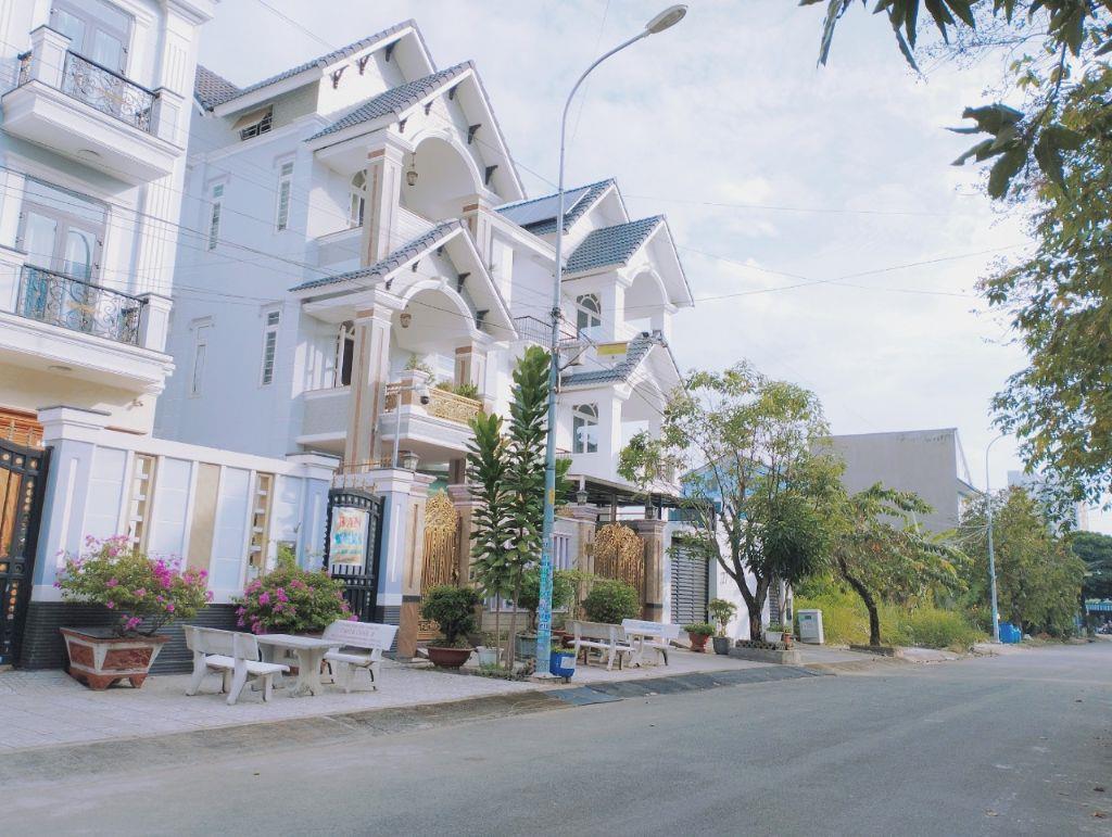 Bán đất nền KDC Kiến Á 125m2 giá cực tốt tọa lạc tại ph Phước Long B, quận 9, Tp.HCM, 