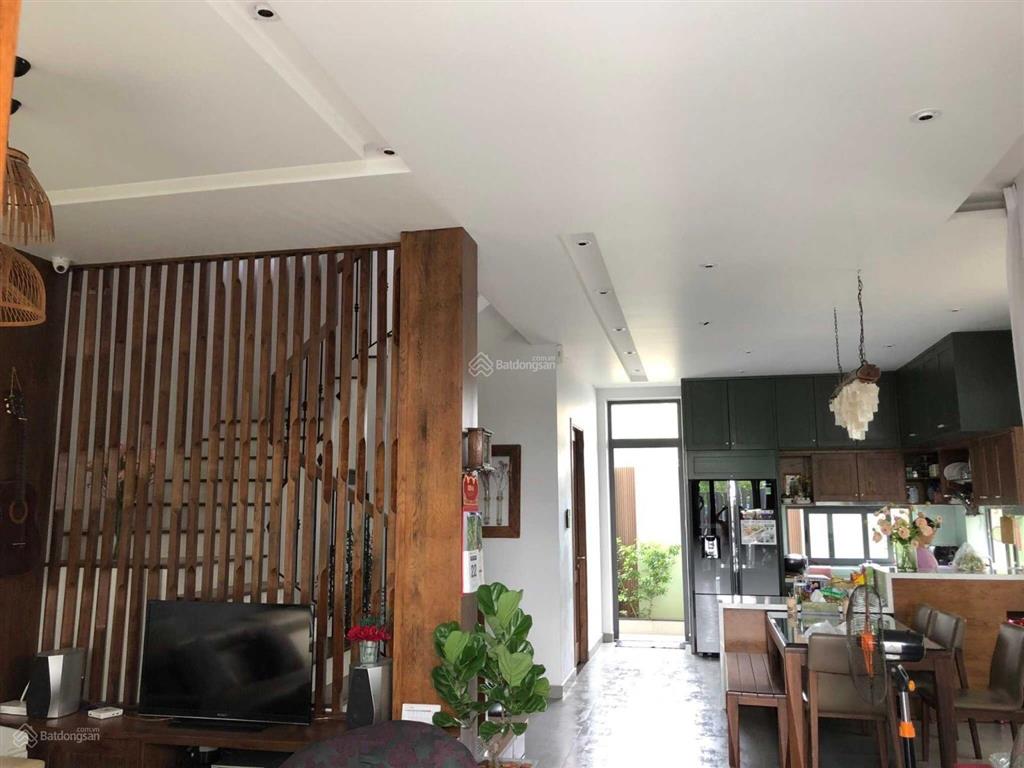 Gia đình cần bán gấp căn biệt thự jamona city, 9x17m (full nội thất)  giá 20 tỷ   0933 492 ***