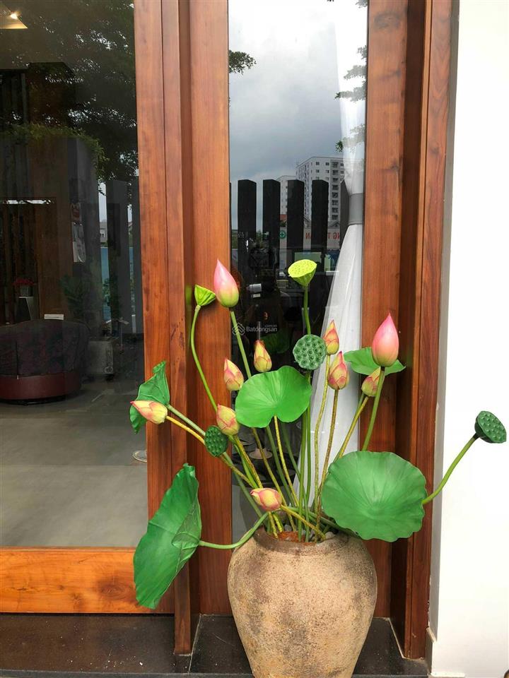 Gia đình cần bán gấp căn biệt thự jamona city, 9x17m (full nội thất)  giá 20 tỷ   0933 492 ***