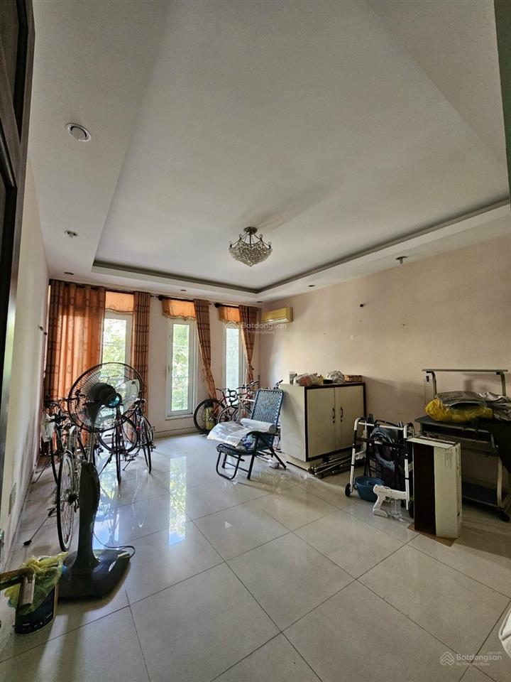 Bán biệt thự kdc trung sơn 12,5x20m, 1 trệt 2 lầu, nhà đẹp có thang máy giá 36tỷ  0937 777 ***