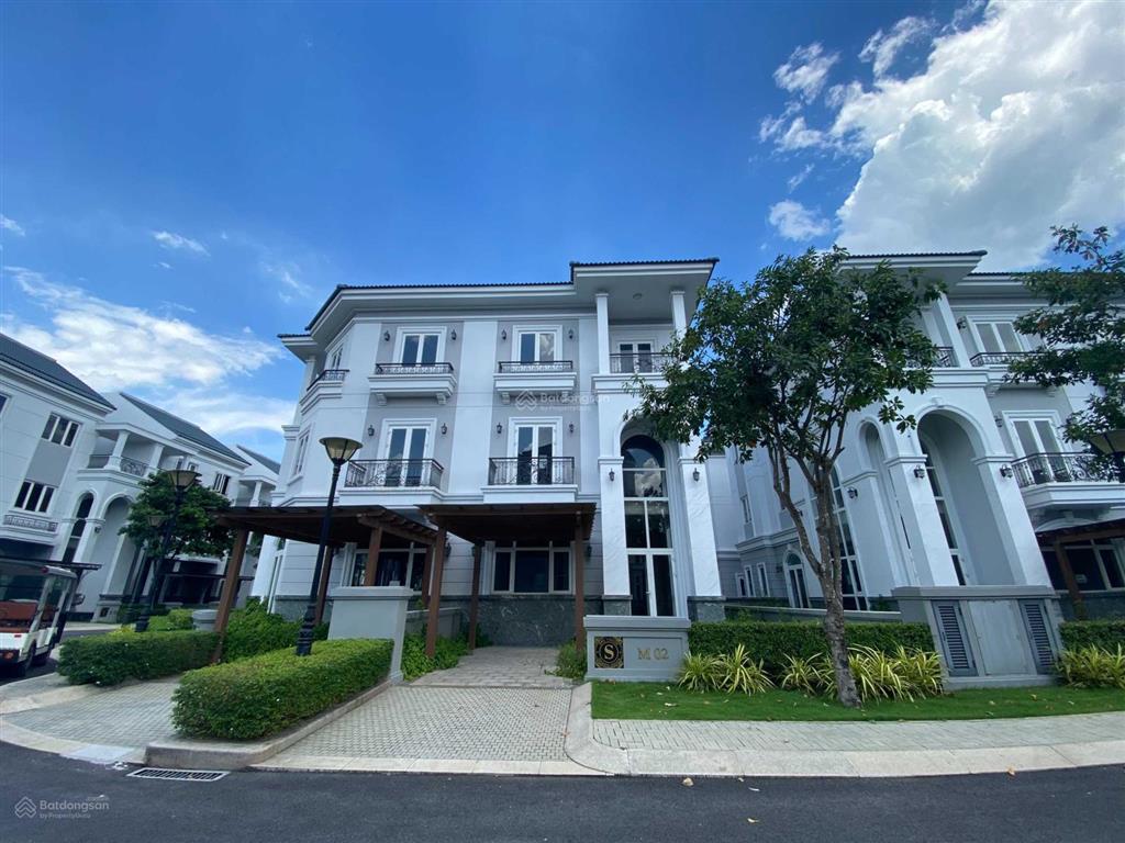 Biệt thự vườn khu compound sol villas, nhà 2 mặt tiền. giá 17.2 tỷ.  0902 746 ***