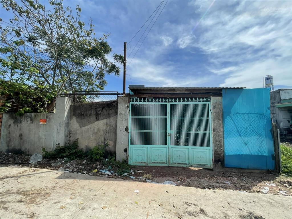 Cần ra đi đất 10x26m diện tích 264m2 thổ cư, mỹ hạnh nam, đức hoà, long an. 0798 758 ***