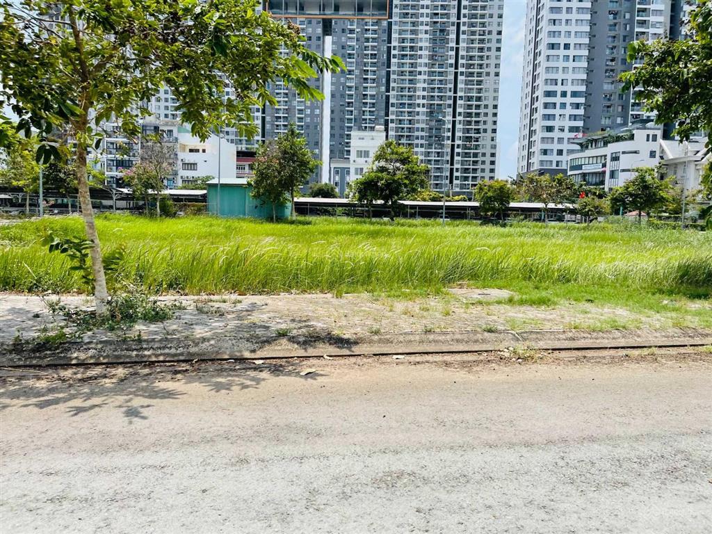 Bán gấp lô đất đào trí đường 14m kdc phú thuận lotus residence quận 7, dt 5x18.5m, giá 6 tỷ