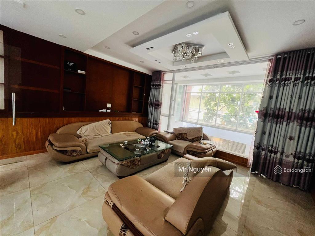 Cần tiền bán gấp nhà phố đường lớn 14m  full nội thất khu nam long phú thuận quận 7, giá 11.5 tỷ
