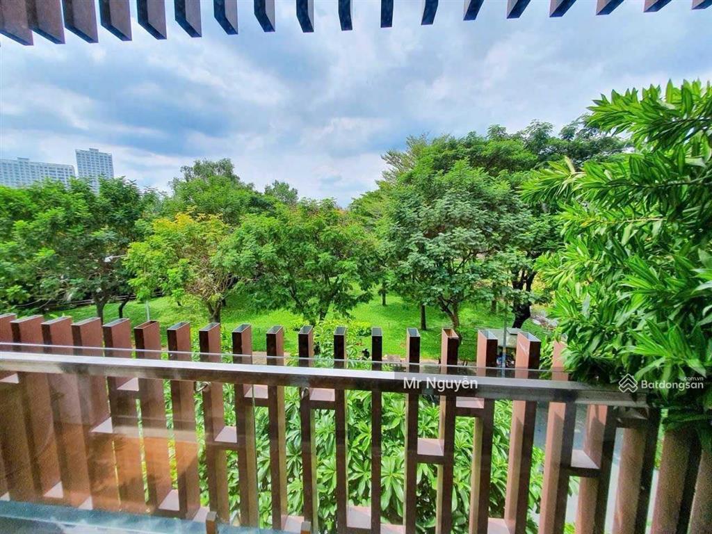 Đi mỹ bán gấp  nhà phố 4 tầng đường 40 kdc tân quy đông  quận 7, dt 6m x 15m  giá 24.5 tỷ
