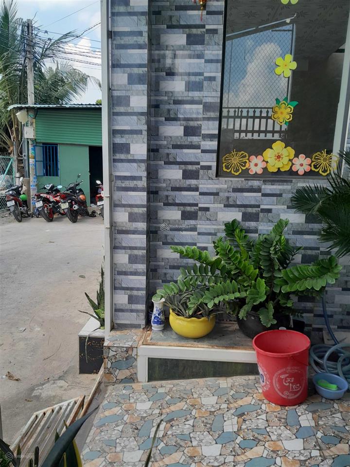 Bán nhà riêng tại chợ phú chánh a  bd. tổng 112m2, đường nhựa 5m, sân ô tô thoải mái, 0869 899 ***