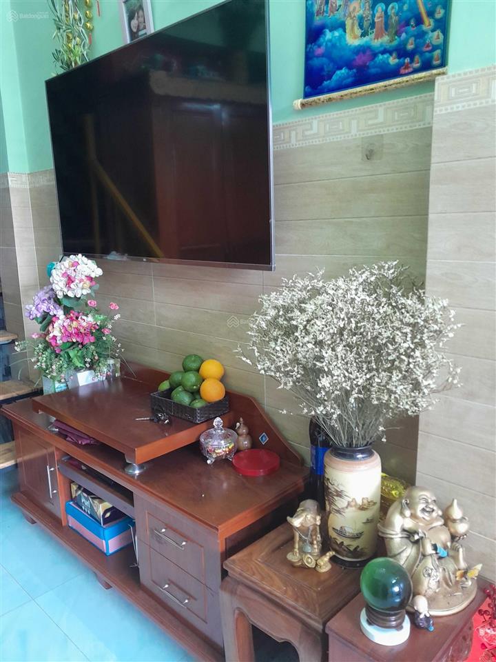 Bán nhà riêng tại chợ phú chánh a  bd. tổng 112m2, đường nhựa 5m, sân ô tô thoải mái, 0869 899 ***