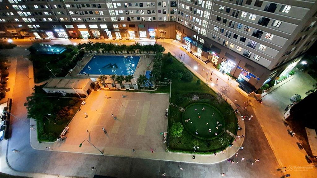 Bán căn 2 pn, 2wc. s= 62m2. full đồ. gía 4,2x tỷ. dự án chung cư hh2 xuân mai complex dương nội