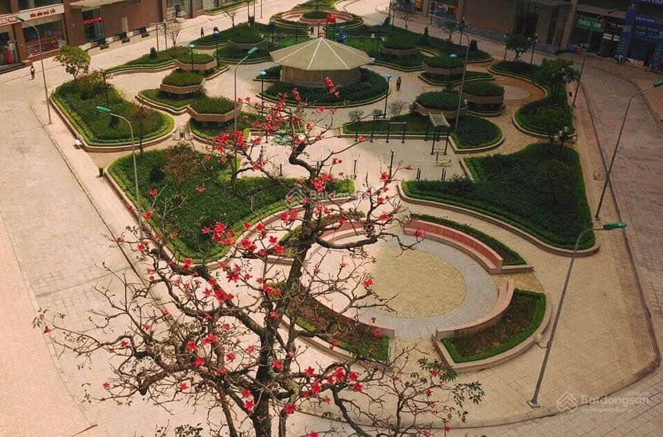 Bán căn 2 pn, 2wc. s= 62m2. full đồ. gía 4,2x tỷ. dự án chung cư hh2 xuân mai complex dương nội