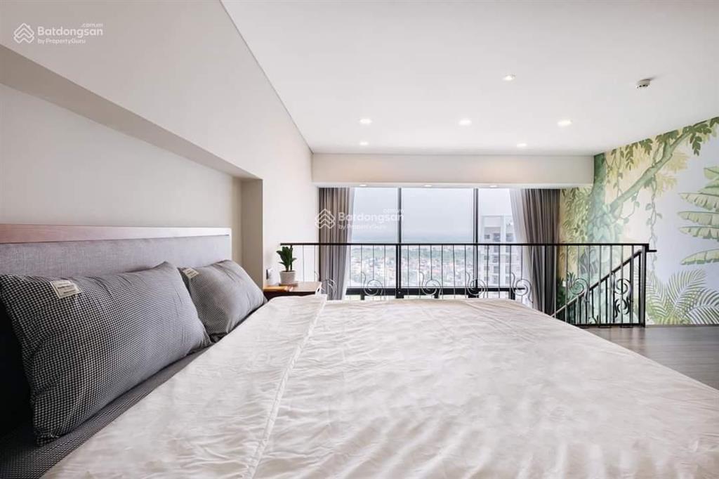 Căn góc 180m2  cần bán căn 4 ngủ đẹp vip dự án lancaster lumianire sổ đỏ lâu dài, 2 slot ô tô