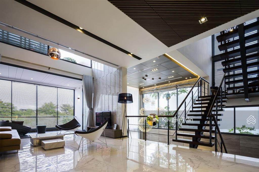 Bán biệt thự đẳng cấp kđt vĩnh điềm trung, có hồ bơi, gym, nha trang, 296m2. 0935 861 ***