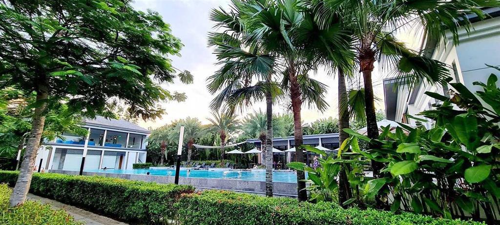 Cần bán nhanh căn biệt thự nine south 7x20m, 17 tỷ.  0989 866 *** tuyền