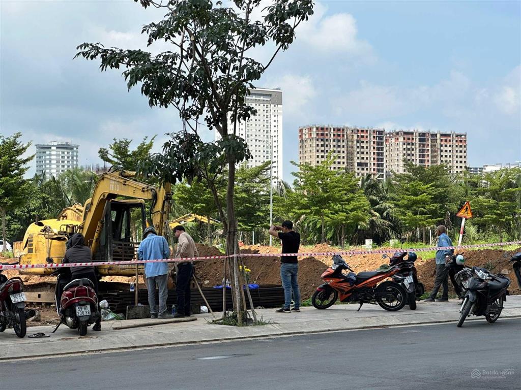 Dự án nhà phố q7 riverside 5x18m giá từ 7,8 tỷ xây dựng hầm, trệt, 2 lầu, sân thượng