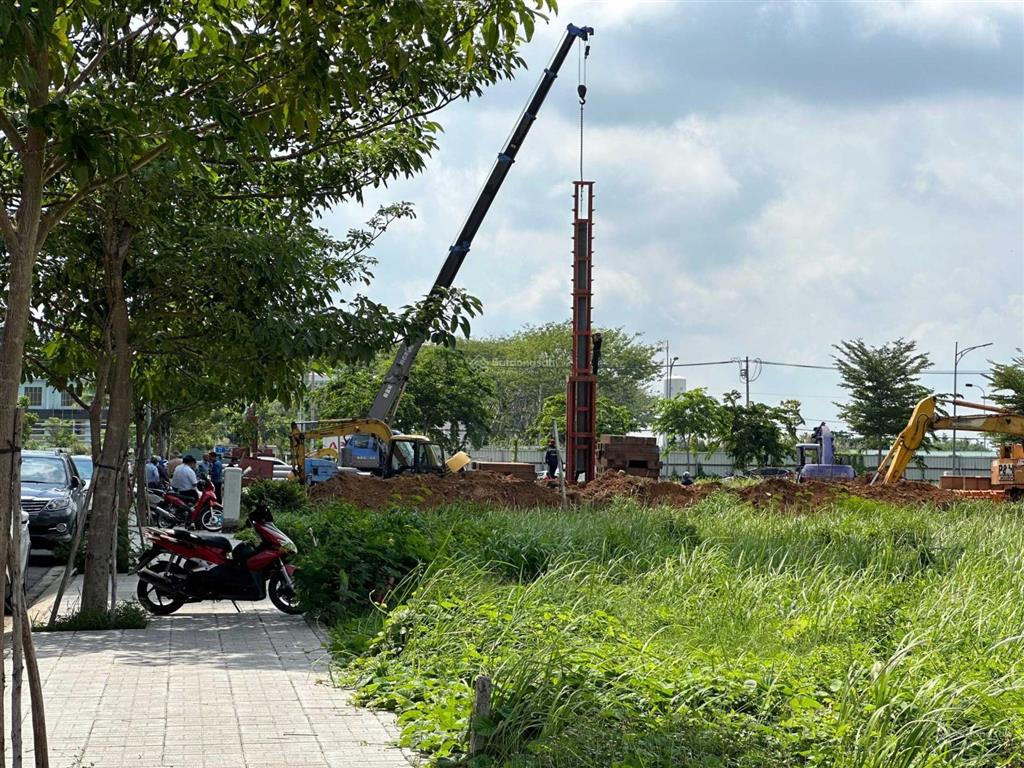 Dự án nhà phố q7 riverside 5x18m giá từ 7,8 tỷ xây dựng hầm, trệt, 2 lầu, sân thượng