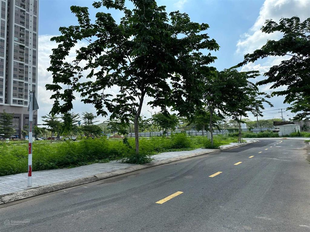 Dự án nhà phố q7 riverside 5x18m giá từ 7,8 tỷ xây dựng hầm, trệt, 2 lầu, sân thượng