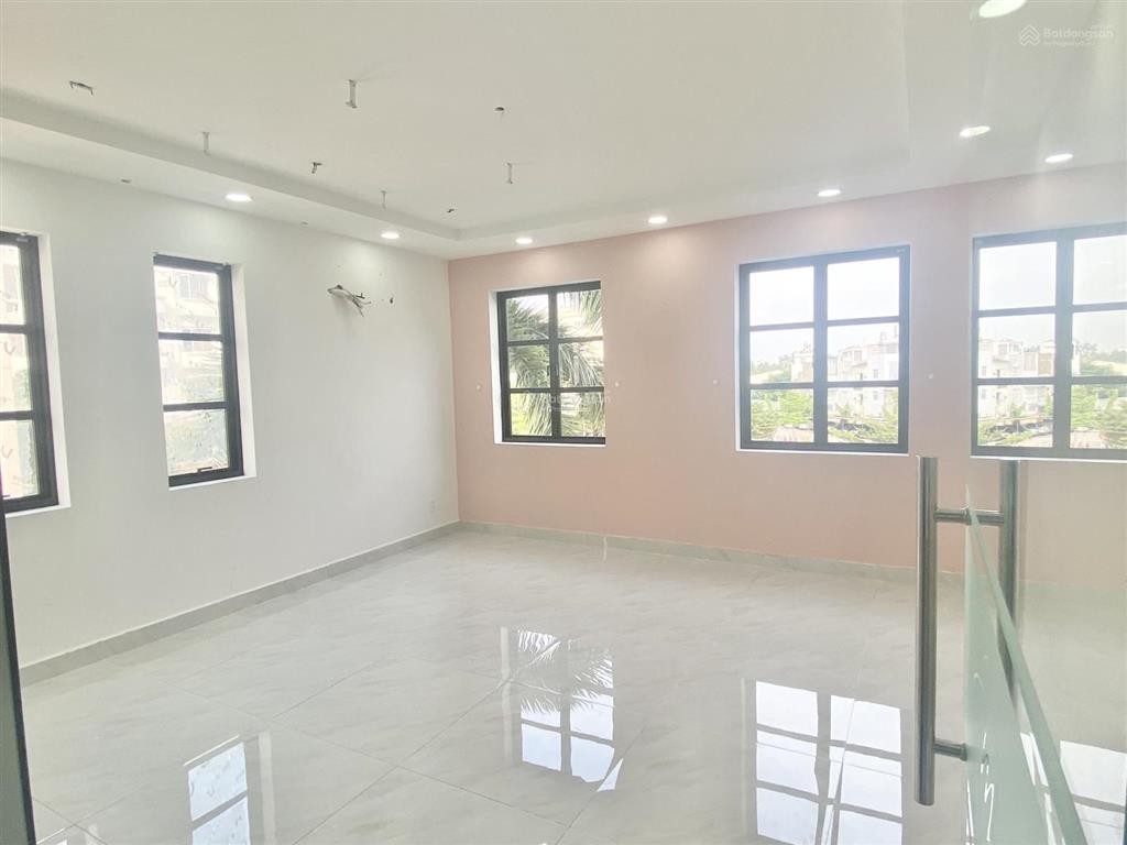 Mặt tiền đường số cityland nguyễn văn lượng (lotte mart)