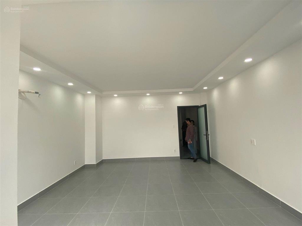 60 triệu/tháng! mặt tiền nguyễn văn lượng (5x20m  5 lầu  có thang máy)