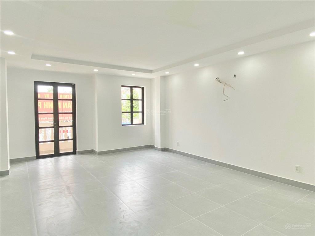 Mặt tiền đường số 3 33 tỷ. cityland park hills phường 10 gò vấp (mặt đường 30m) có thang máy