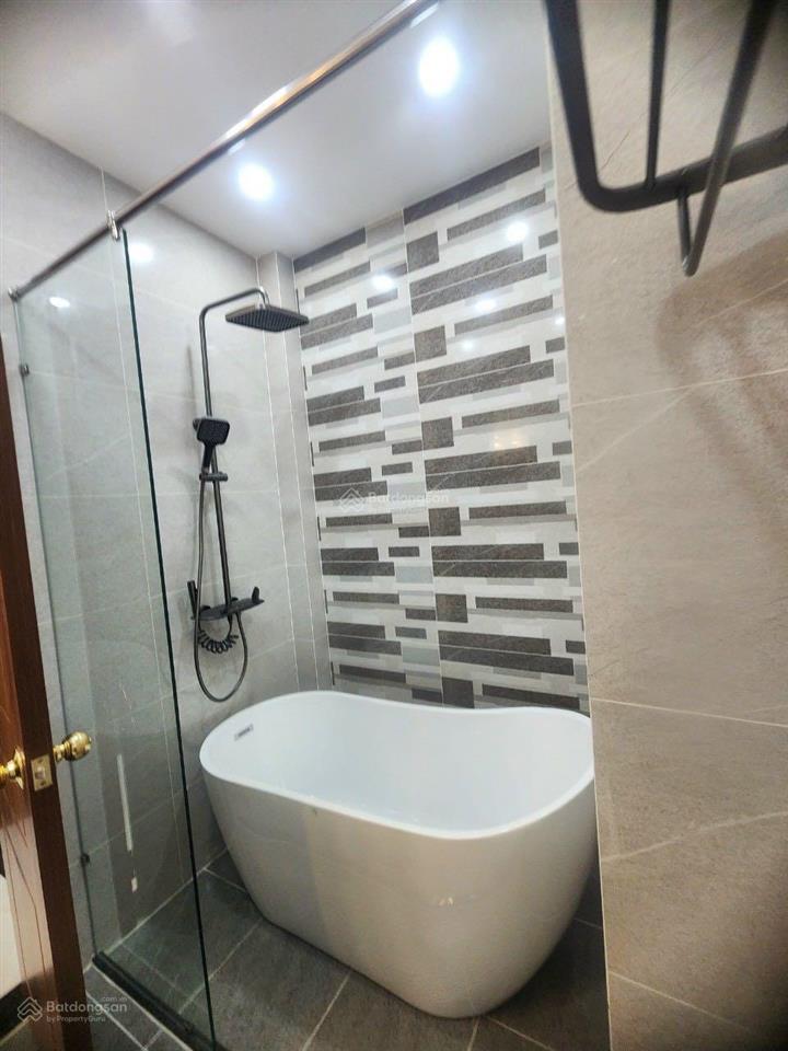 22 tỷ 500! nhà đẹp giá tốt khu cityland lotte mart (5x20m  1 hầm  4 lầu)
