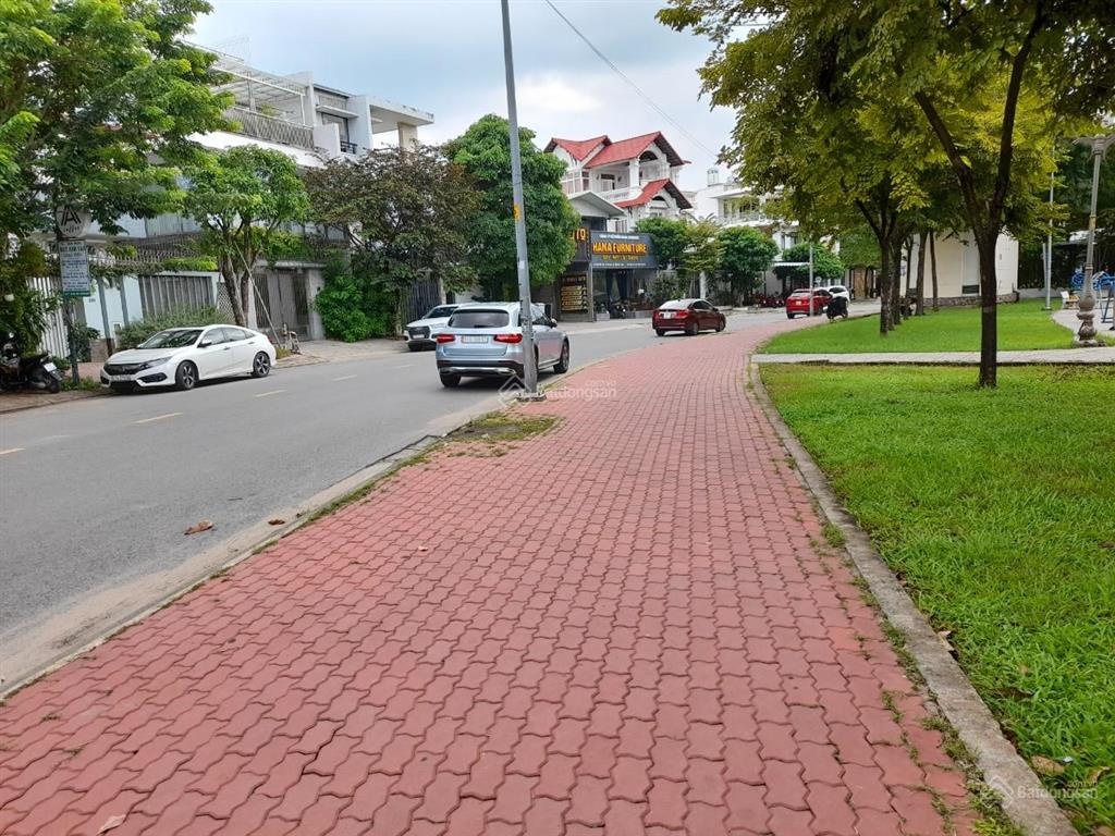 Chính chủ bán nhà 138  mt cao đức lân, q2  dt 10x20m, hầm 4 tầng, giá 55 tỷ