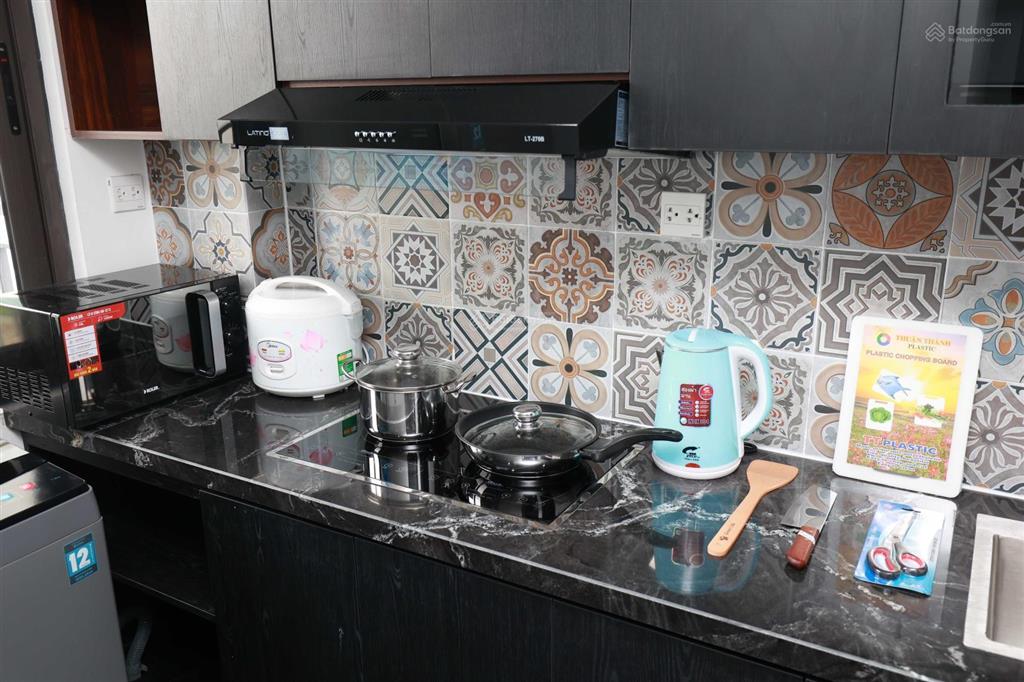 Cho thuê căn hộ dịch vụ full đồ studio mới ở trịnh công sơn, ngay tttm lotte tây hồ, hà nội