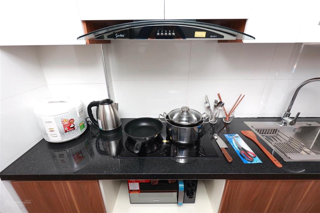 Cho thuê chdv studio full đồ mới ở phố đi bộ trịnh công sơn, nhật tân, tây hồ, ở tttm lotte tây hồ