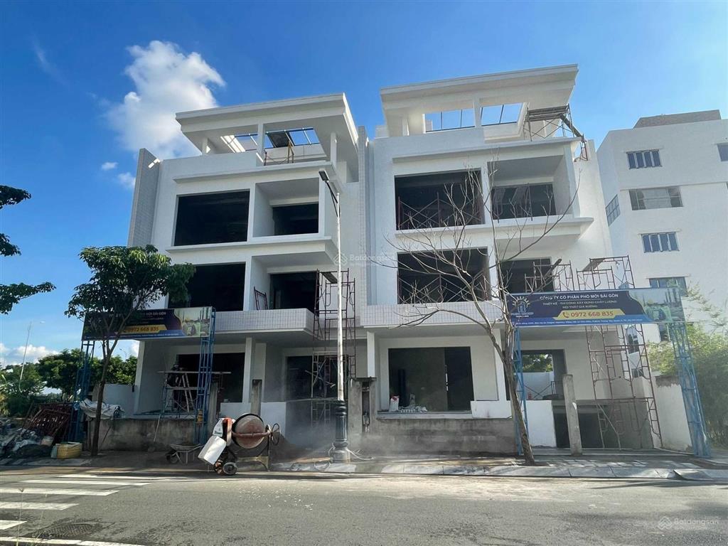 Bán bt góc 2mt 11x20m (207,5m2) giá 90 tỷ tl full nội thất đảo kim cương  mystery q2  0948 888 ***