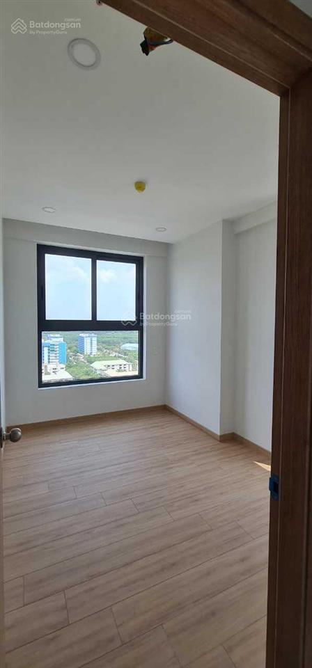 Chủ cần bán 3pn/2wc 72m2 giá 2,73 tỷ bcons miền đông, view hồ đá tầng đẹp. bao sang tên. mới 99%
