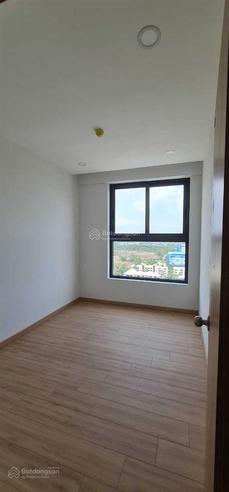 Chủ cần bán 3pn/2wc 72m2 giá 2,73 tỷ bcons miền đông, view hồ đá tầng đẹp. bao sang tên. mới 99%