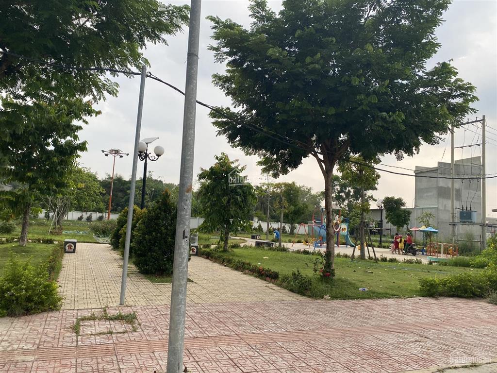 Đất thị xã bến cát golden center city 2, mặt tiền đường ngô quyền, liền kề quốc lộ 13  bình dương