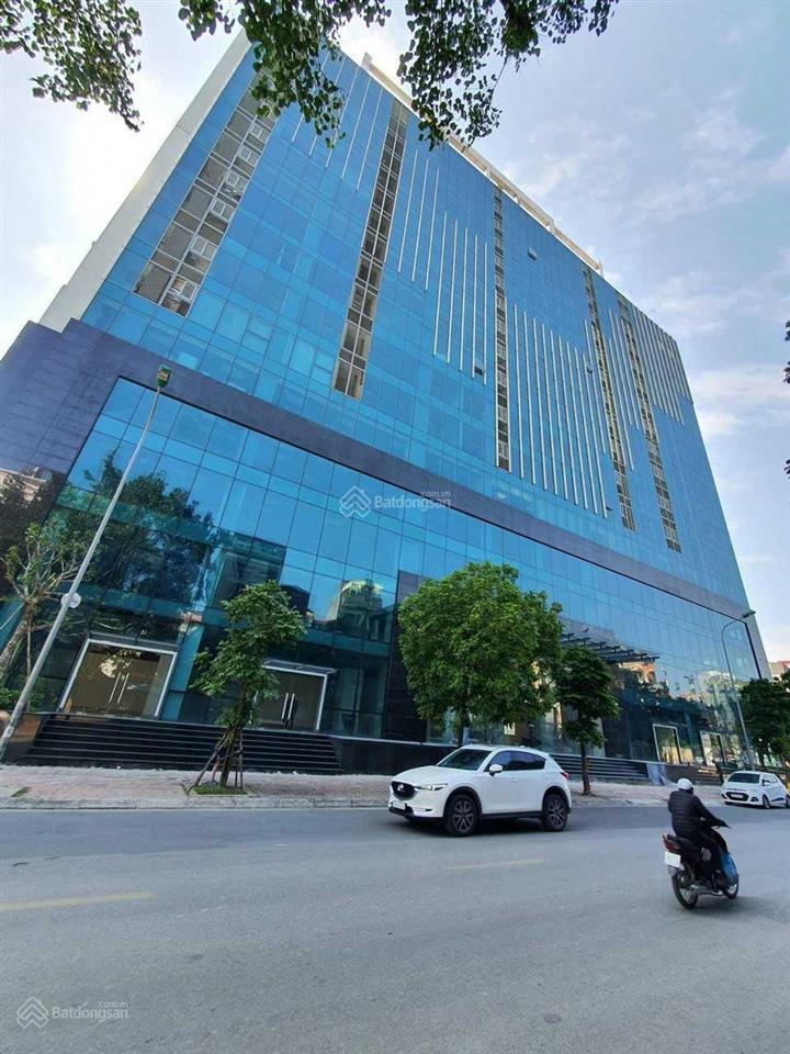 Cho thuê chcc tại chung cư discovery central 8b lê trực, ba đình.  0387 847 ***