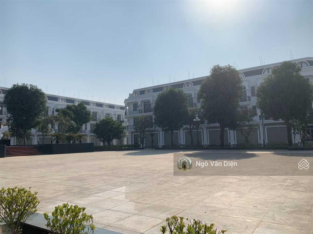 Bán gấp căn liền kề view quảng trường cực vip giá rẻ nhất dự án calyx residence 319 uy nỗ, đông anh