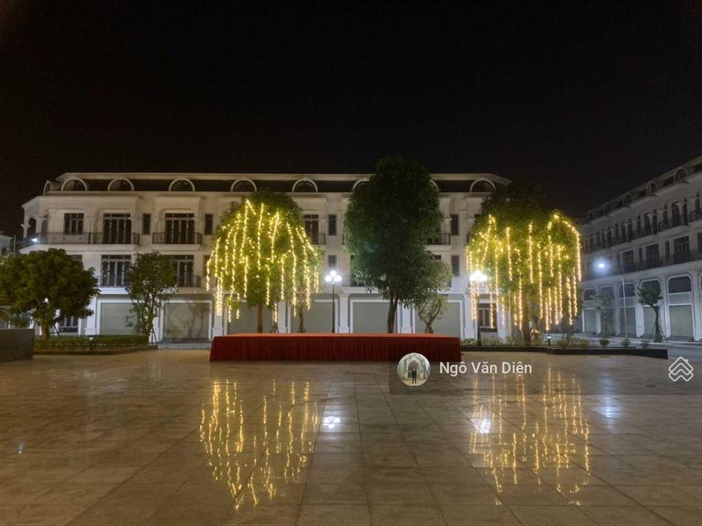 Bán gấp căn liền kề view quảng trường cực vip giá rẻ nhất dự án calyx residence 319 uy nỗ, đông anh