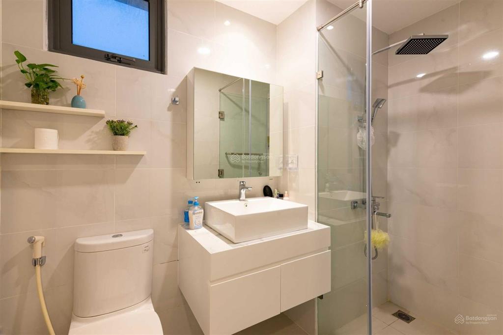 Cho thuê masteri thảo điền 2pn  có đầy đủ nội thất  giá tốt chỉ 18 tr/th   trang (0767 293 ***)