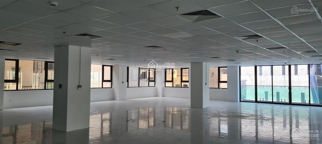 Cho thuê vp tòa nhà thai building mặt phố dương đình nghệ. dt 600m2 320 nghìn/m2/th.  0971 252 ***