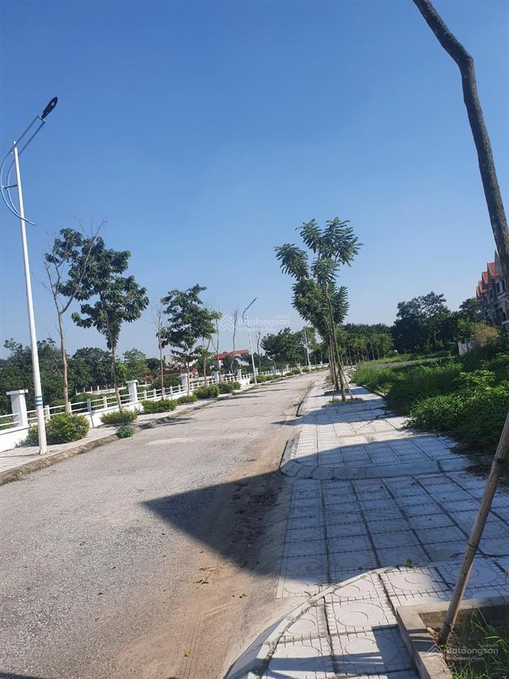 Chính chủ gửi bán biệt thự view sông