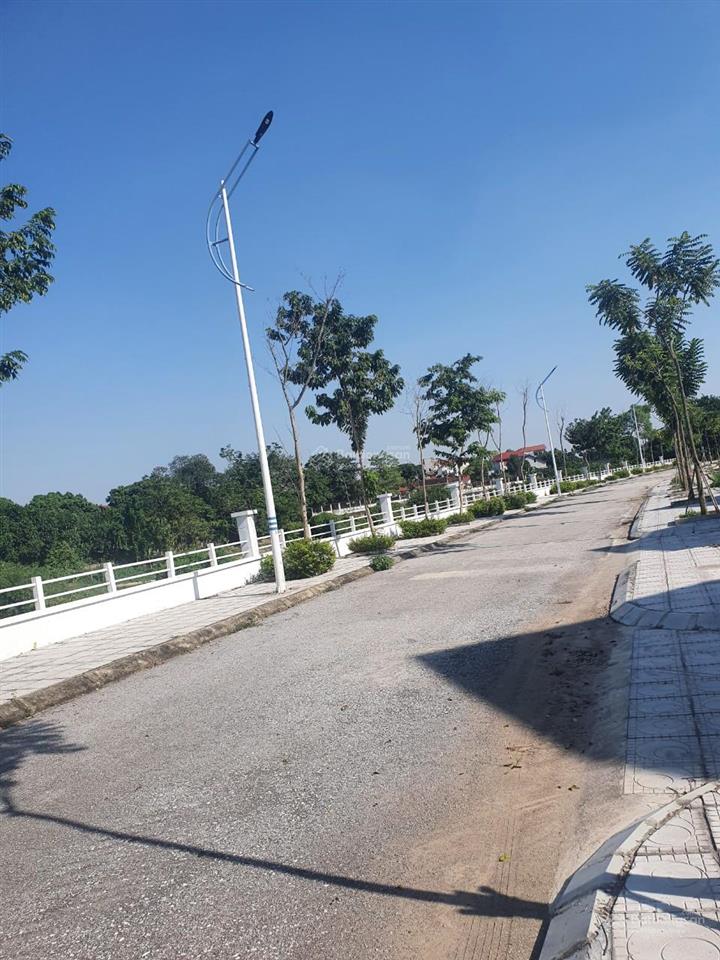 Chính chủ gửi bán biệt thự view sông