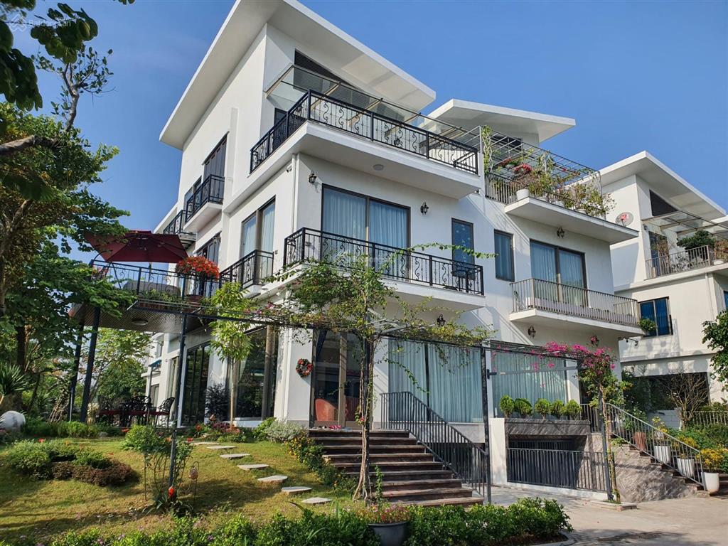 Cần bán gấp biệt thự khai sơn hill diện tích 179m2 giá siêu rẻ.  0989 386 ***