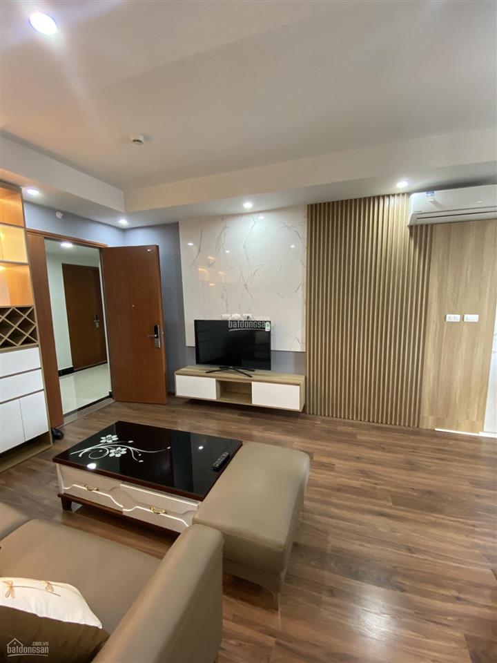 Chính chủ bán gấp 3pn cc việt đức complex 102m2, giá 6.x tỷ  0979 998 ***