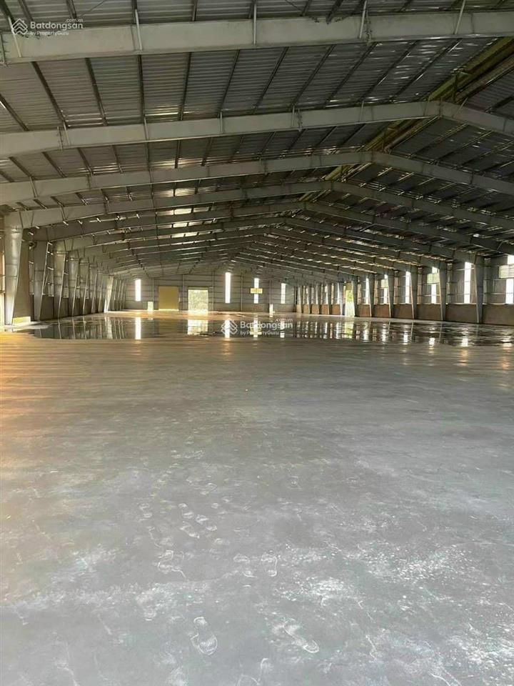 Cho thuê xưởng 4300m2, 210 triệu/tháng tân uyên  bd