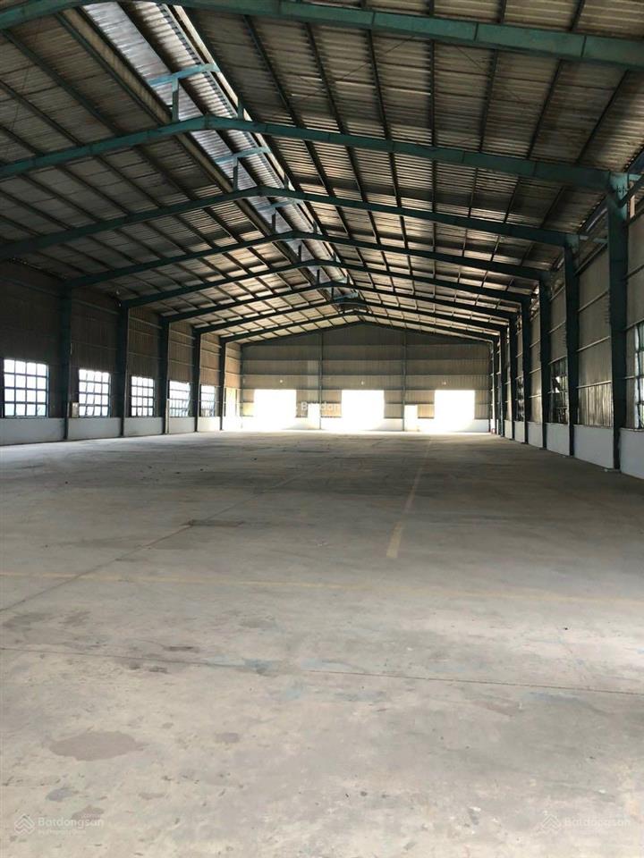Cho thuê xưởng 4300m2, 210 triệu/tháng tân uyên  bd