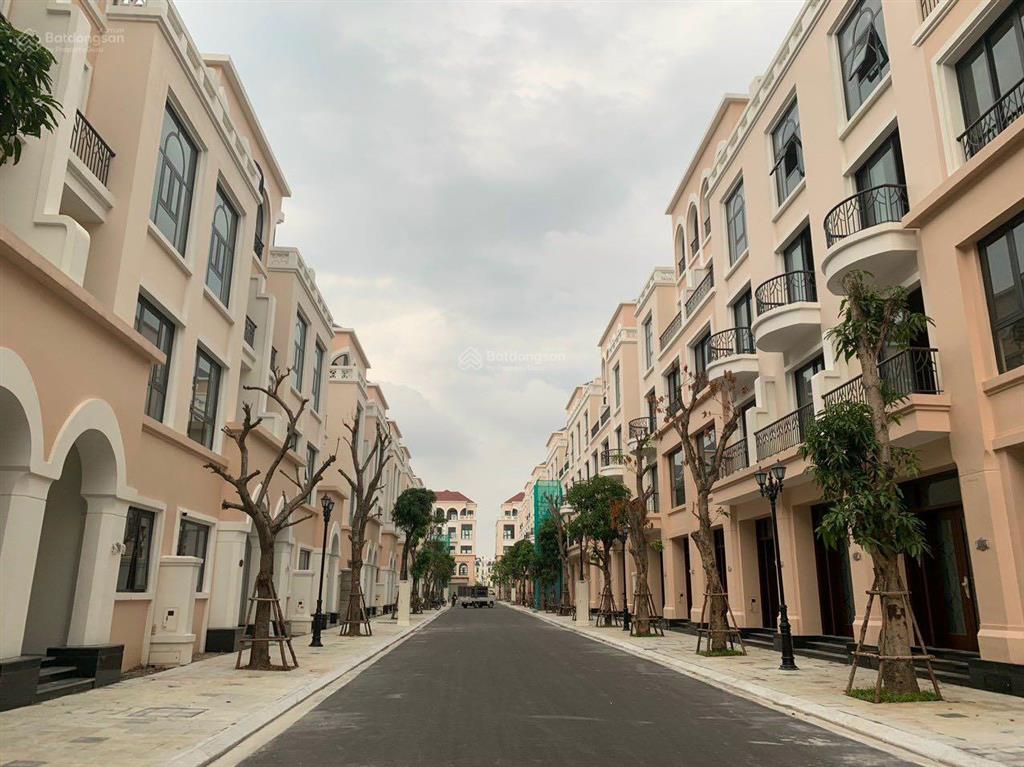 Bán liền kề 63m2 cạnh vườn hoa giá 8.x tỷ the empire vinhomes ocean park 2